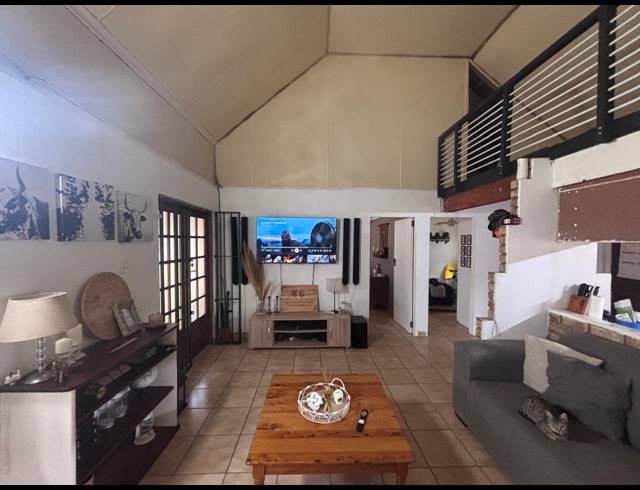 3 BEDROOM TOWNHOUSE FOR SALE IN UMTENTWENI